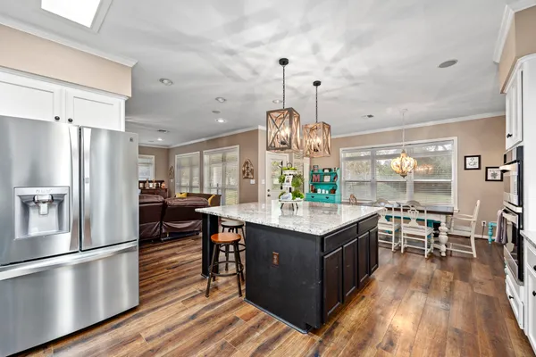 $1,030,000 | 1054 County Road 156, Columbus, TX 78934