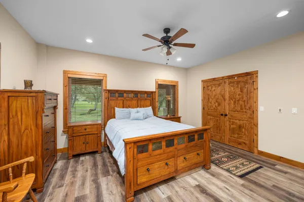 $1,030,000 | 1054 County Road 156, Columbus, TX 78934