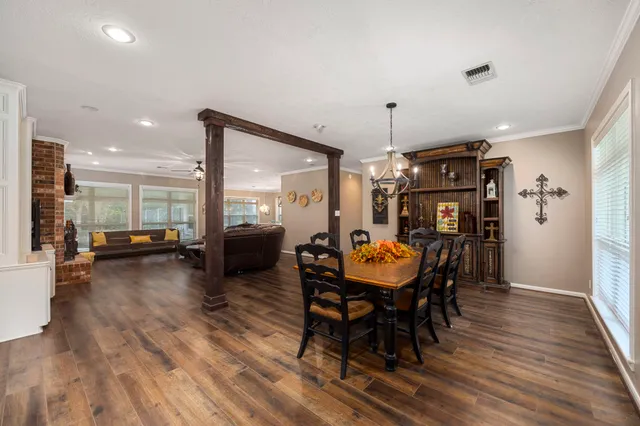 $1,030,000 | 1054 County Road 156, Columbus, TX 78934