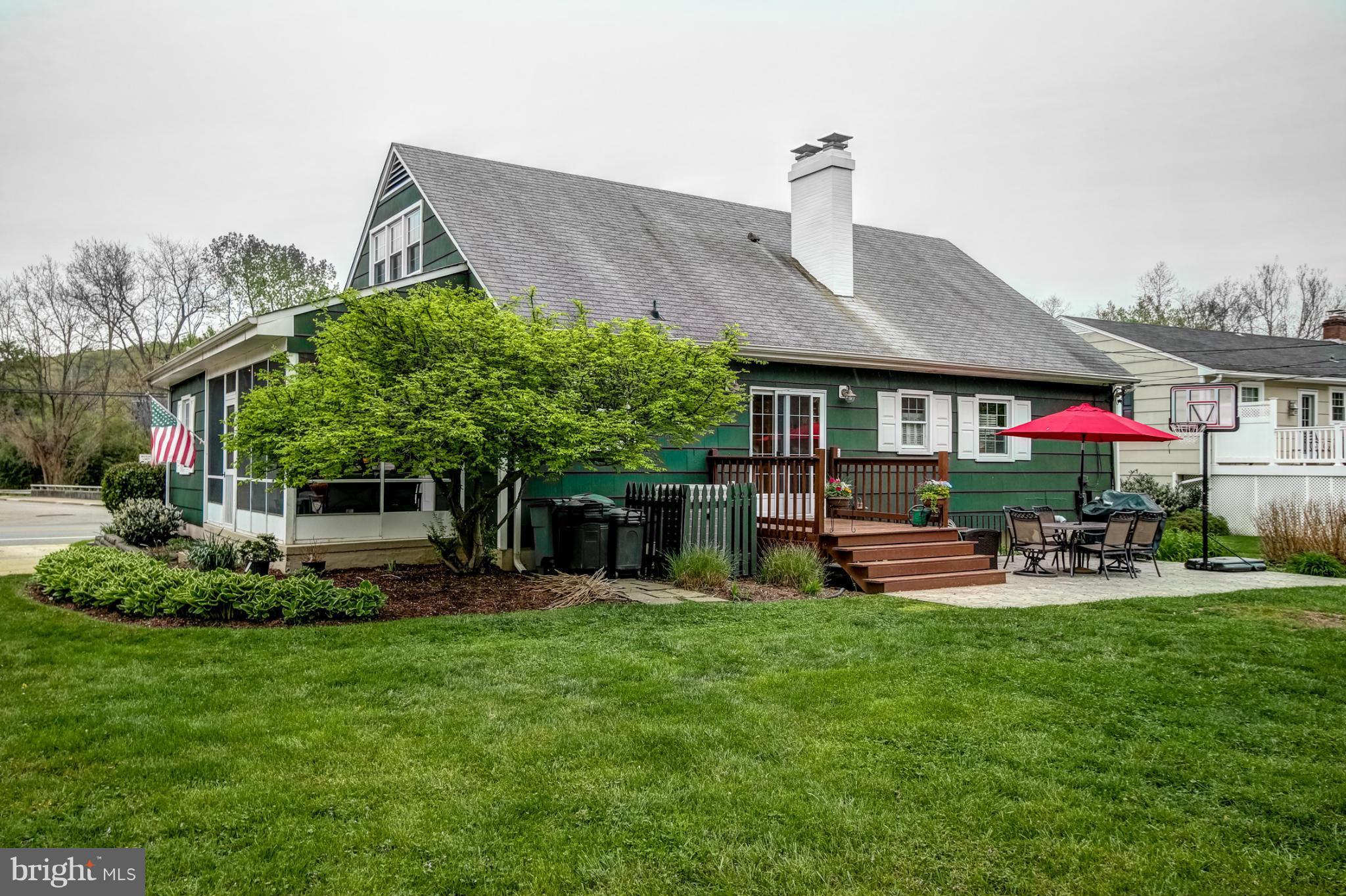 8120 Thornton Road Towson, MD 21204 - Photo 29 of 29 Beautifully Landscaped Cape Cod Home.