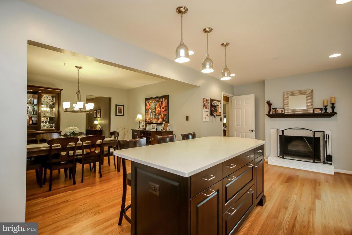 8120 Thornton Road Towson, MD 21204 - Photo 9 of 29 Kitchen with Brookhaven Cabinets.