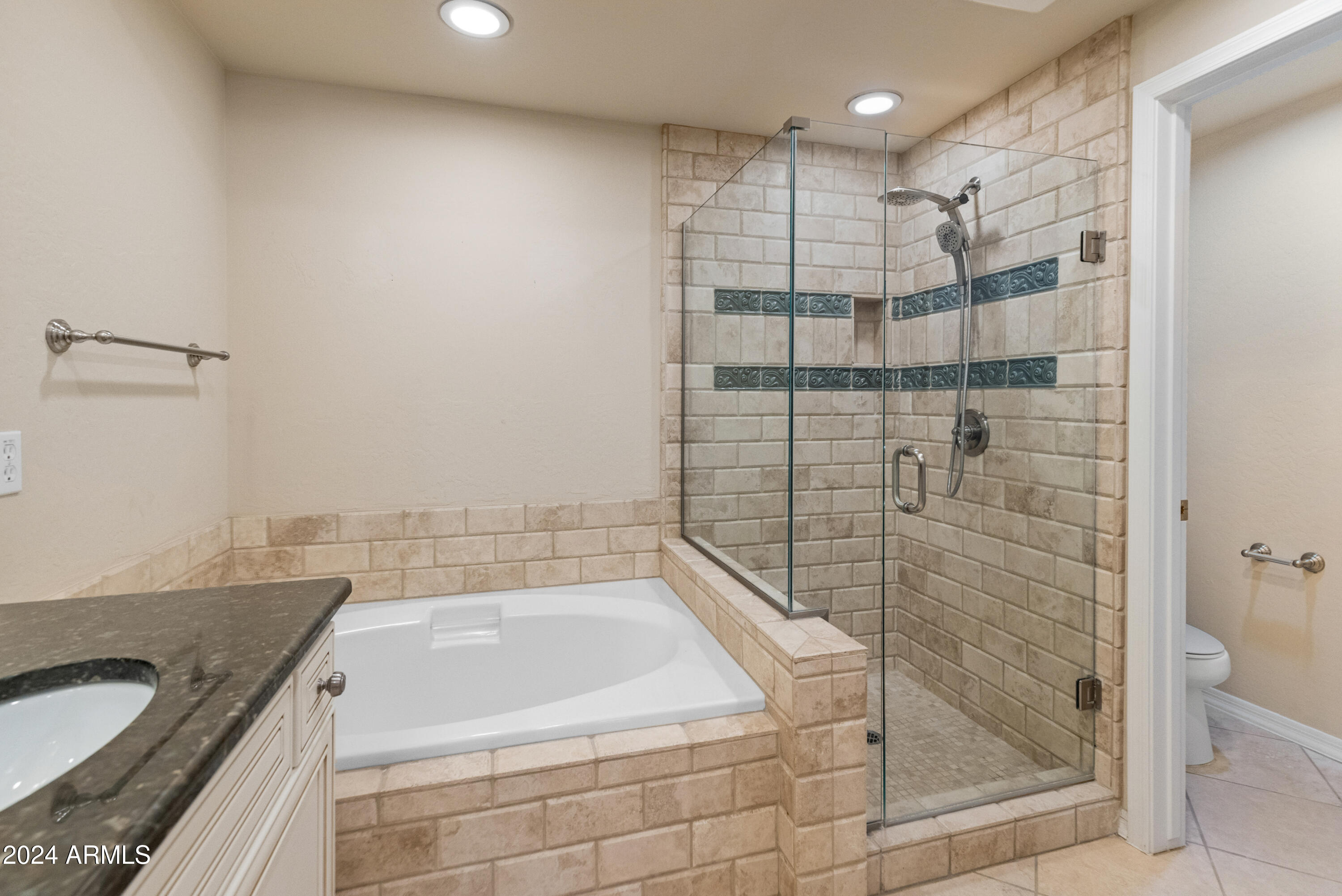 3935 East Rough Rider Road, Unit 1383 Phoenix, AZ 85050 - Photo 15 of 27 3935 E Rough Rider Rd Unit 1383-7