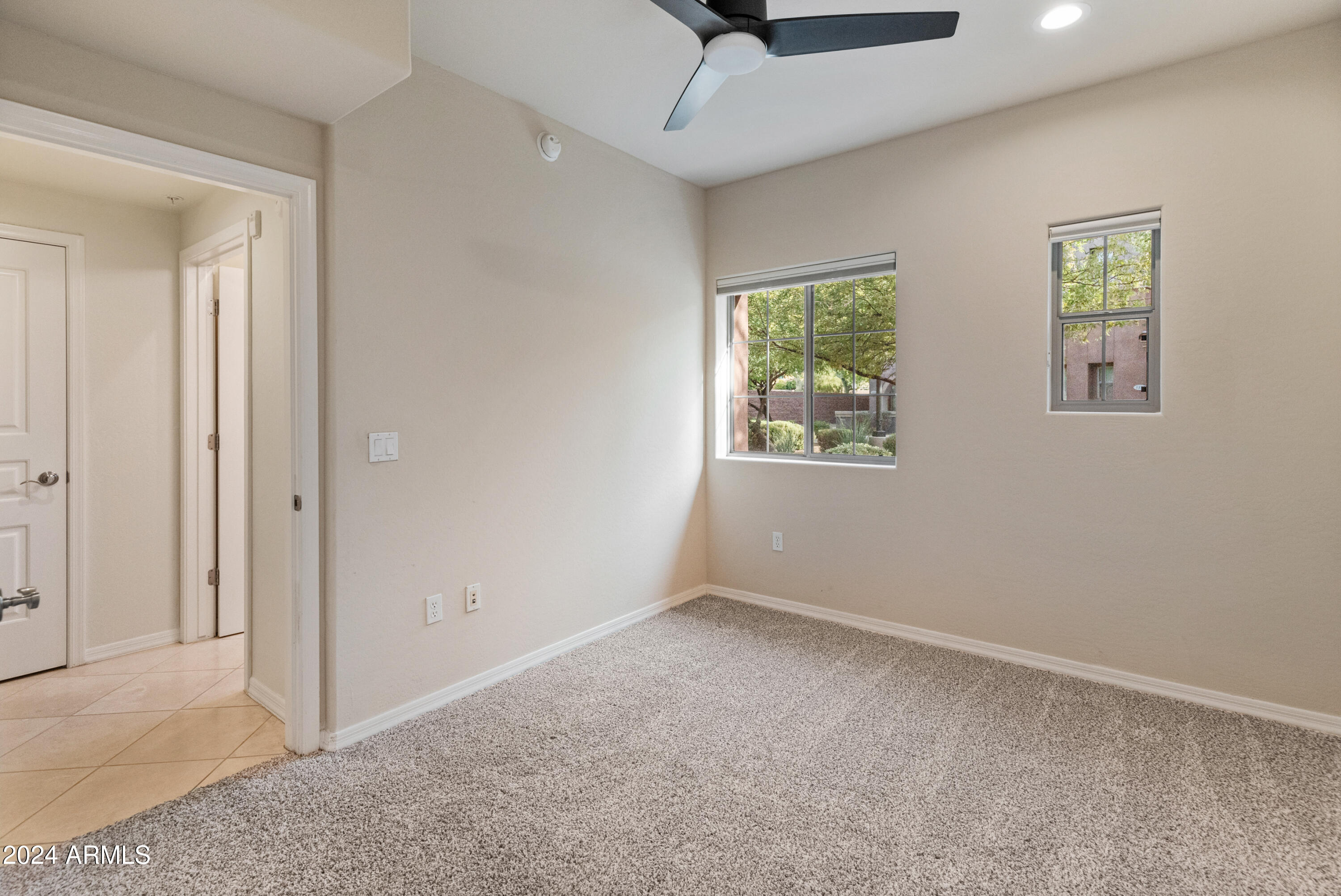 3935 East Rough Rider Road, Unit 1383 Phoenix, AZ 85050 - Photo 7 of 27 3935 E Rough Rider Rd Unit 1383-12