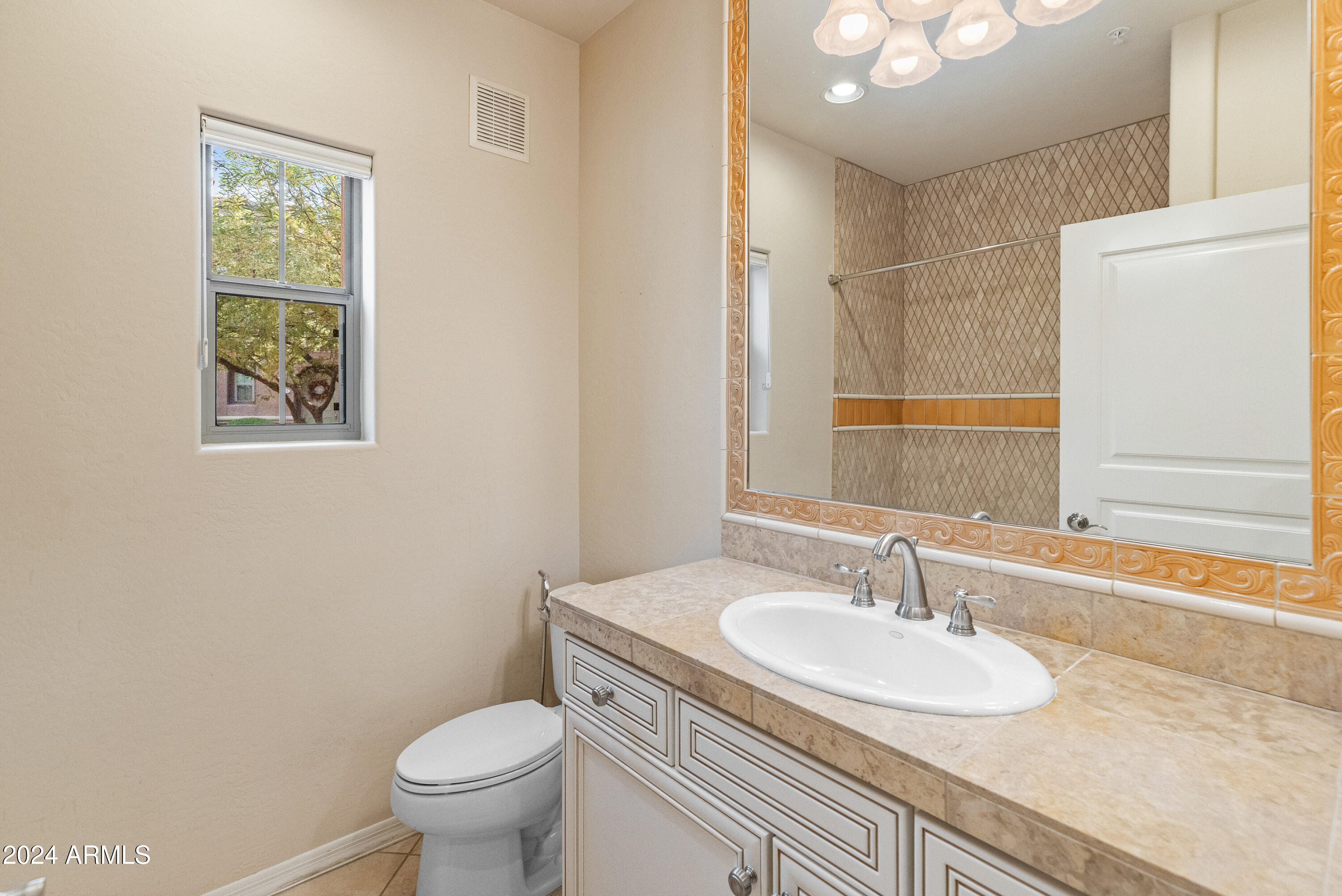 3935 East Rough Rider Road, Unit 1383 Phoenix, AZ 85050 - Photo 9 of 27 3935 E Rough Rider Rd Unit 1383-9