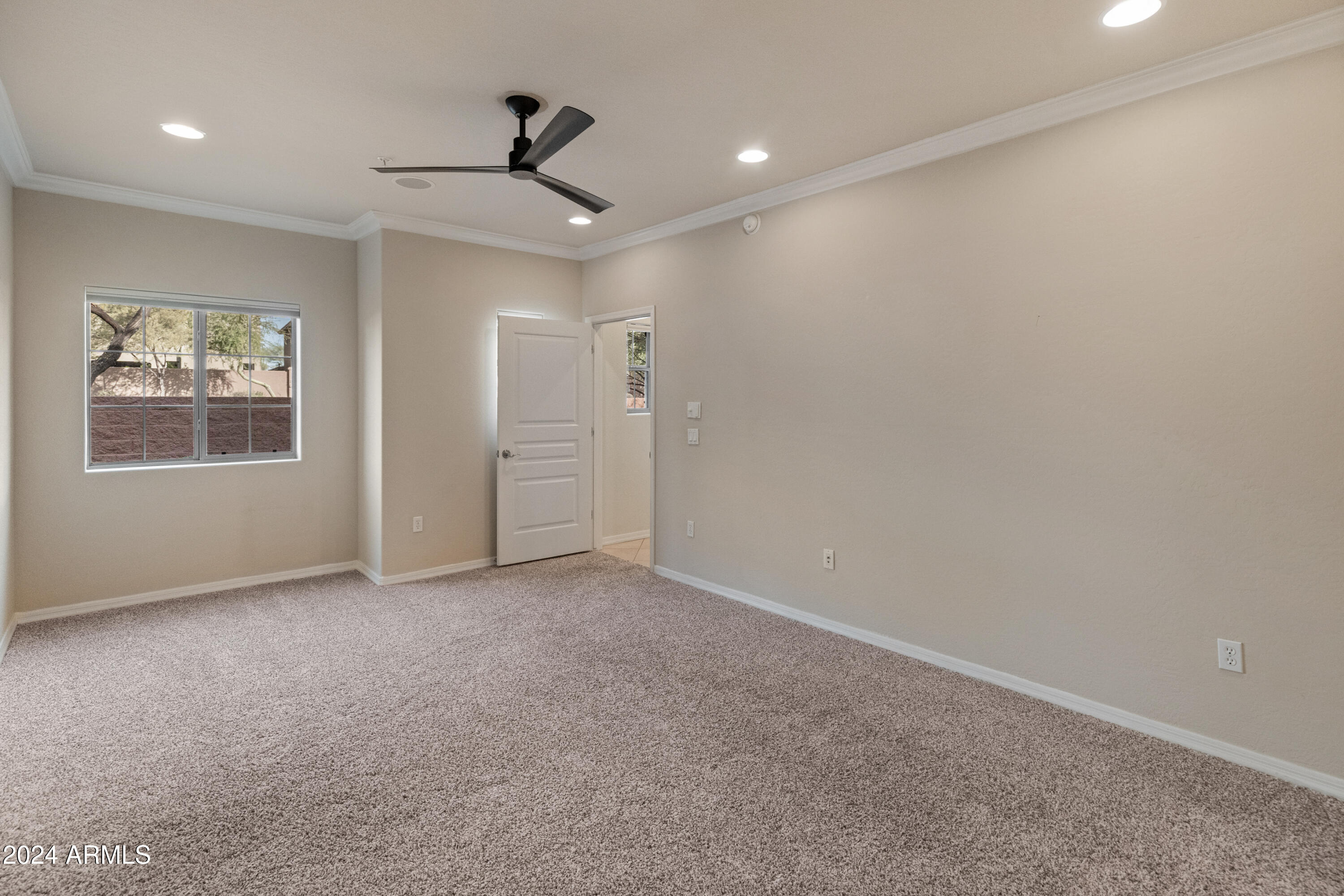 3935 East Rough Rider Road, Unit 1383 Phoenix, AZ 85050 - Photo 10 of 27 3935 E Rough Rider Rd Unit 1383-8