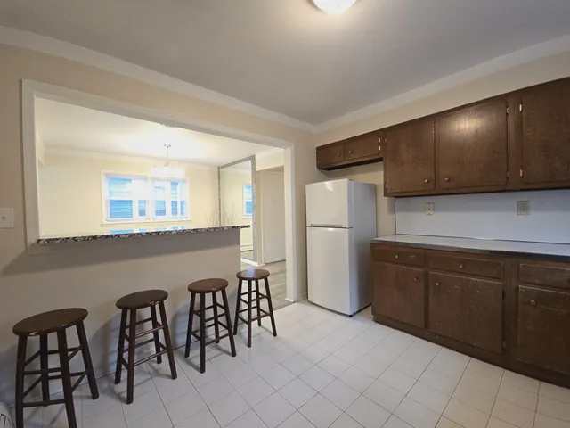 $2,550 | 1000 Avenue C, Unit 2, Bayonne, NJ 07002