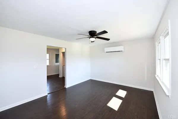 $199,900 | 5763 3 Creeks Road, Gladys, VA 24554