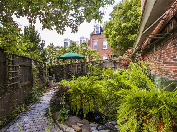 15 Chestnut Street Boston, MA 02129 - Photo 2 of 15