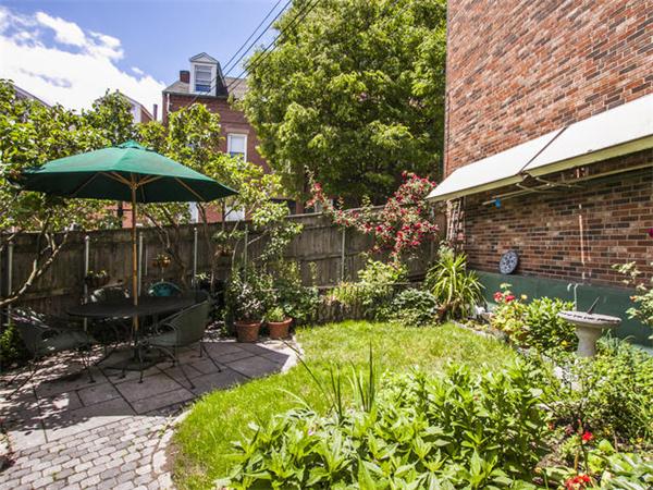 15 Chestnut Street Boston, MA 02129 - Photo 4 of 15