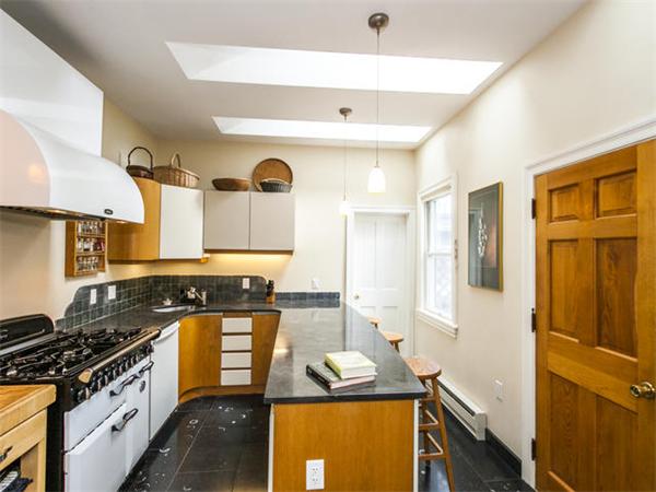 15 Chestnut Street Boston, MA 02129 - Photo 5 of 15