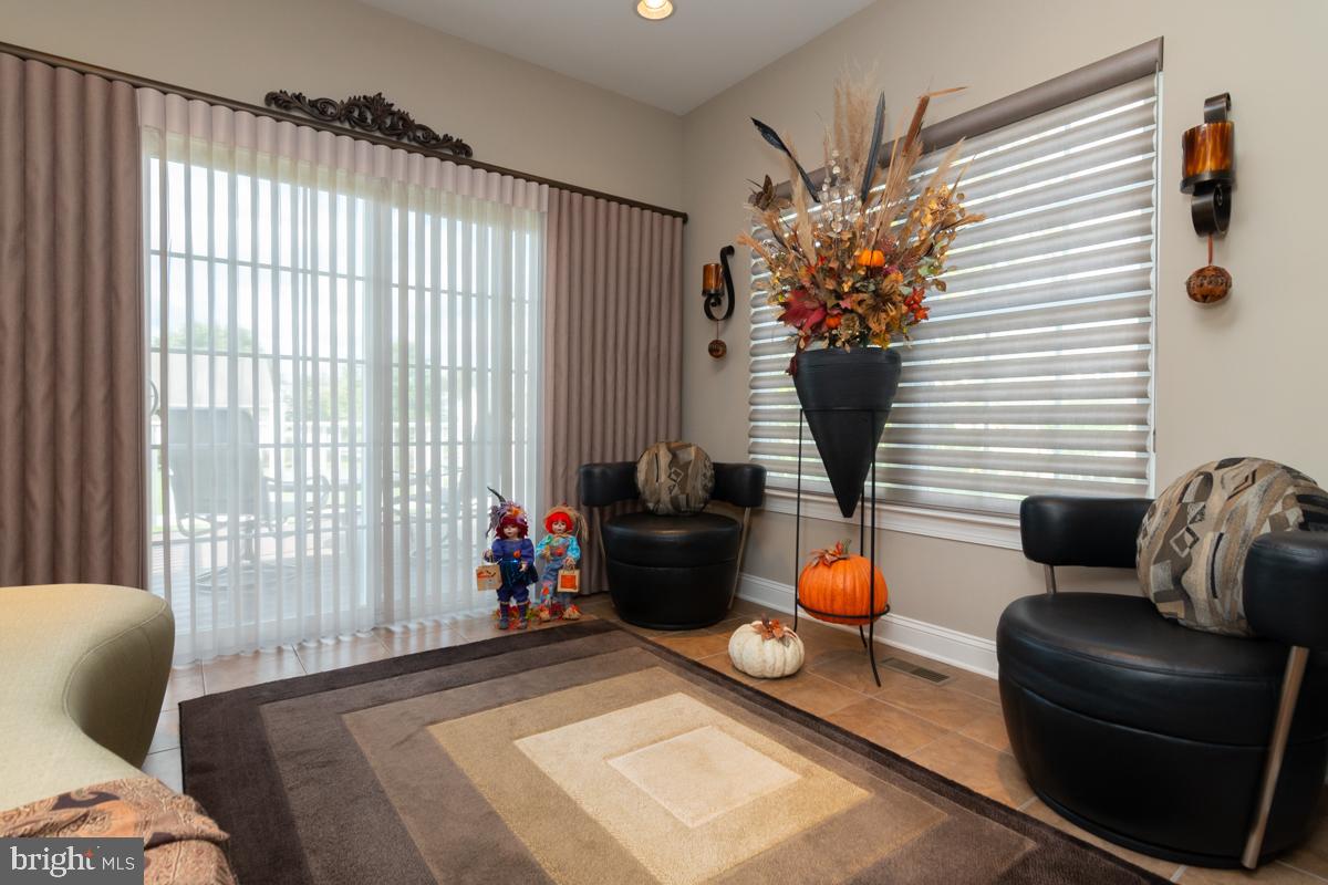 2 Devalinder Drive Newark, DE 19702 - Photo 12 of 48 Sunroom