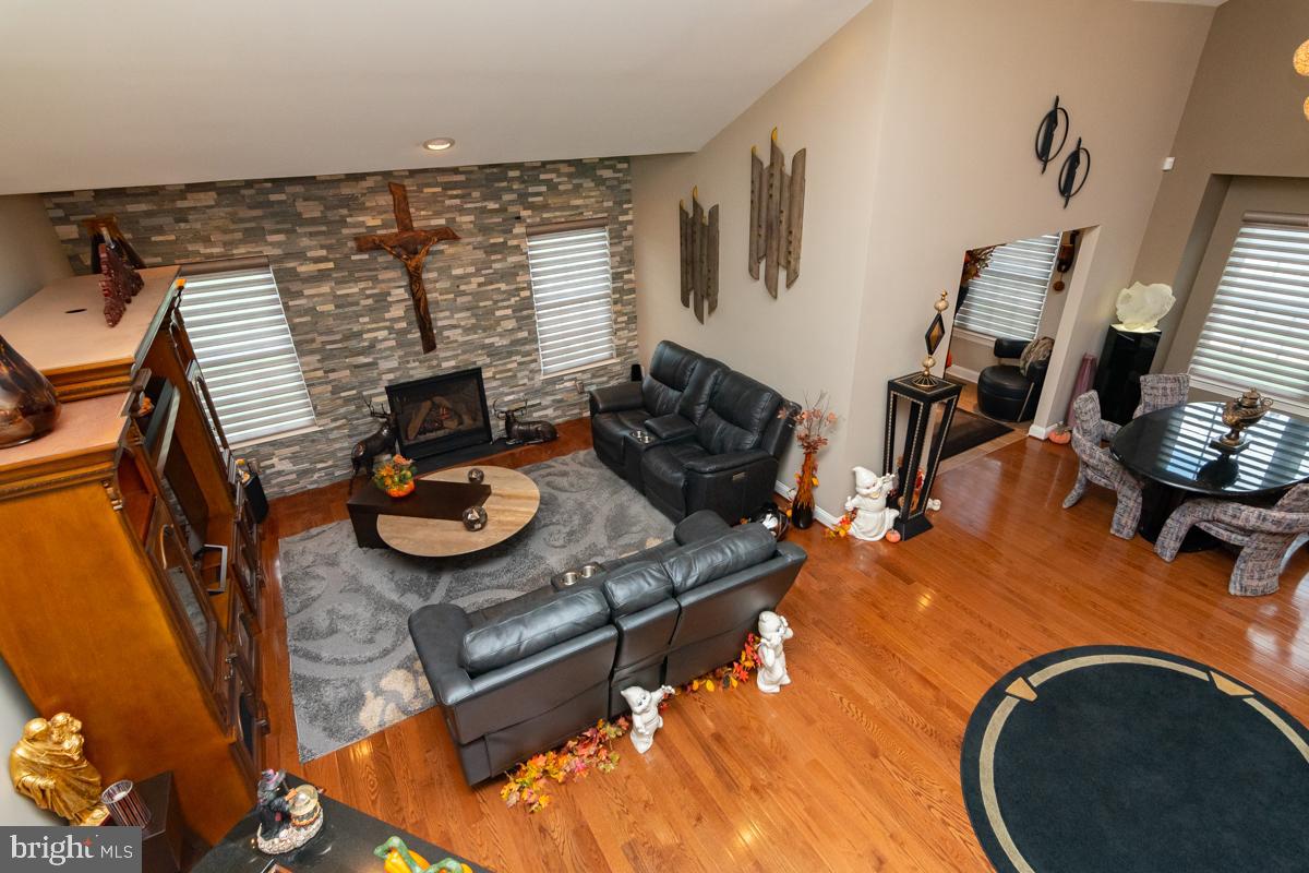 2 Devalinder Drive Newark, DE 19702 - Photo 14 of 48 Open family room kitchen and sunroom