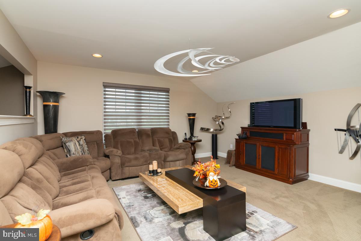2 Devalinder Drive Newark, DE 19702 - Photo 28 of 48 Loft sitting area the Den