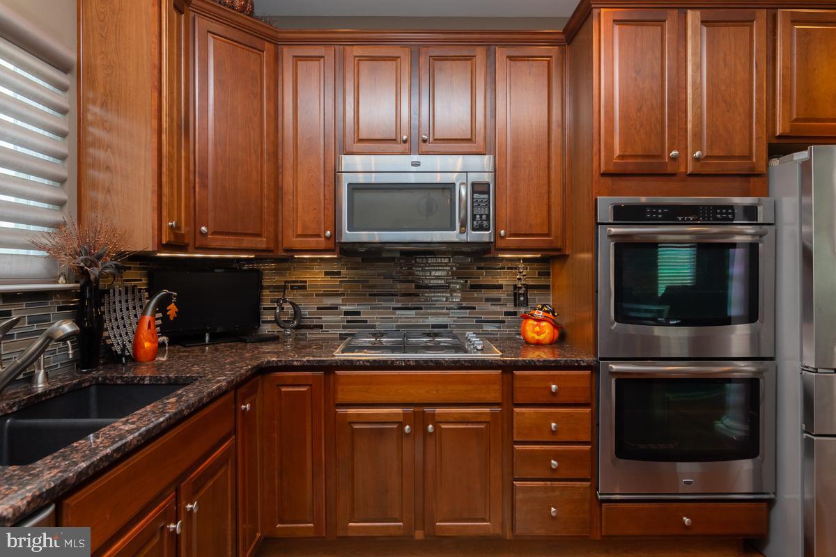 2 Devalinder Drive Newark, DE 19702 - Photo 9 of 48 Kitchen view 3