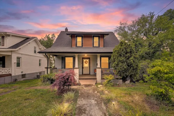 $250,000 | 1616 Carroll Avenue Northwest, Roanoke, VA 24017