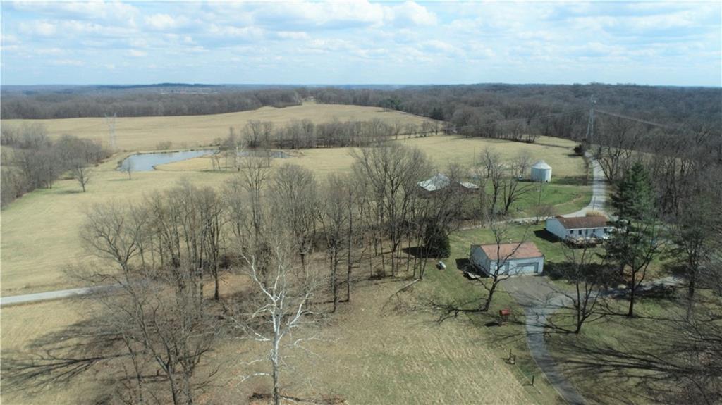 3555 Harshman Road Bloomfield, IN 47424 - Photo 7 of 59