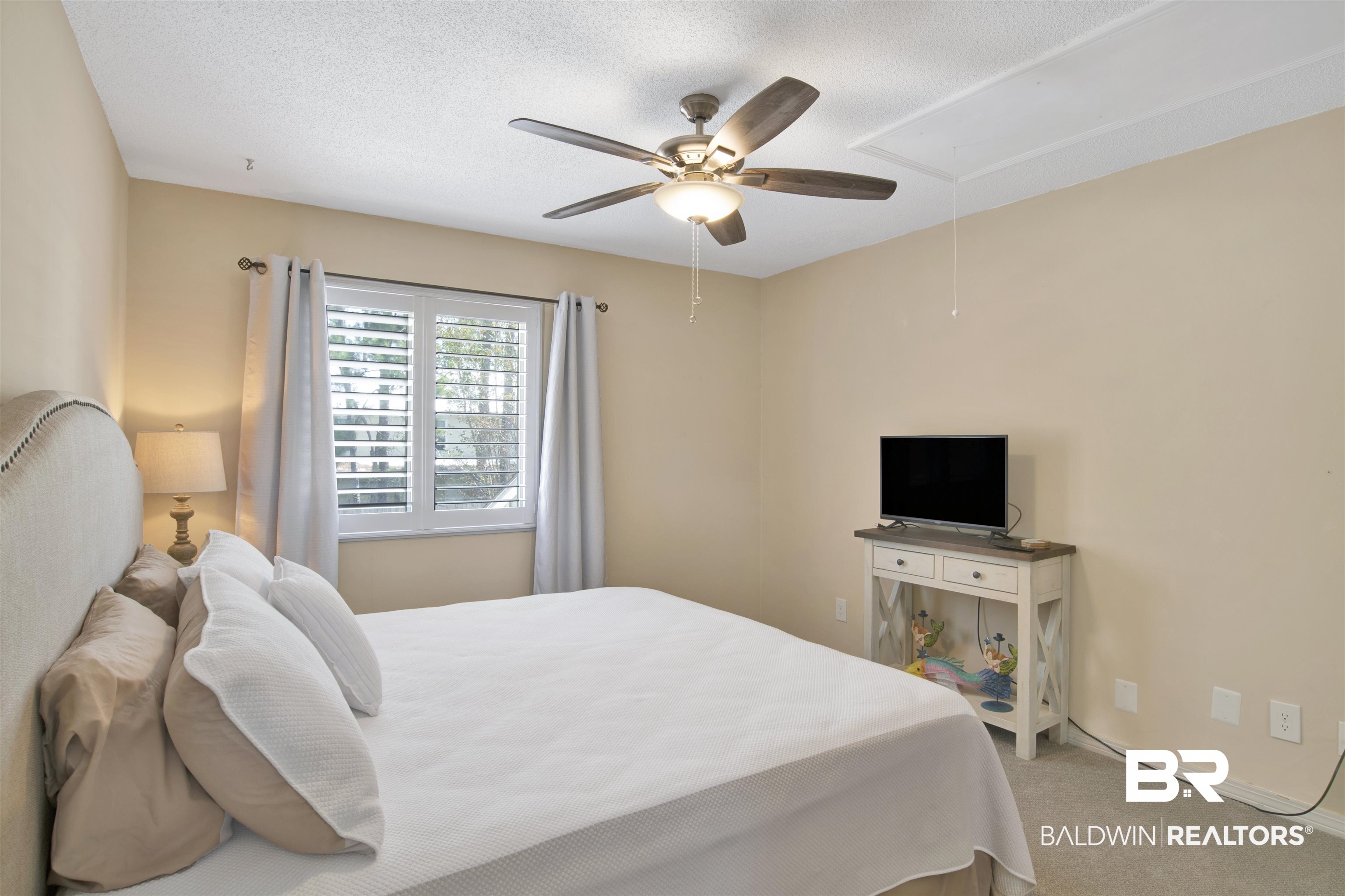 1701 Regency Road, Unit 102 Gulf Shores, AL 36542 - Photo 20 of 26