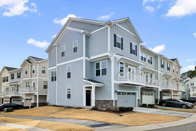 $2,050 | 2225 Red Knot Lane, Apex, NC 27502