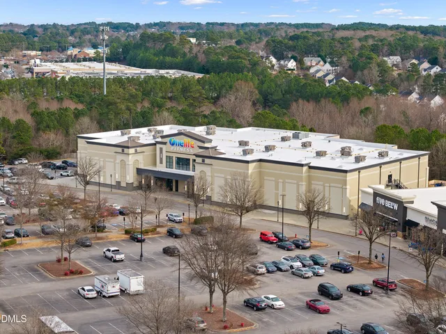 $2,050 | 2225 Red Knot Lane, Apex, NC 27502