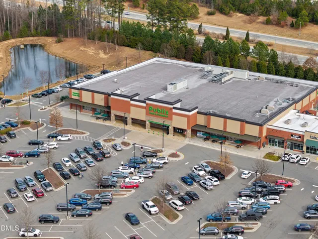 $2,050 | 2225 Red Knot Lane, Apex, NC 27502