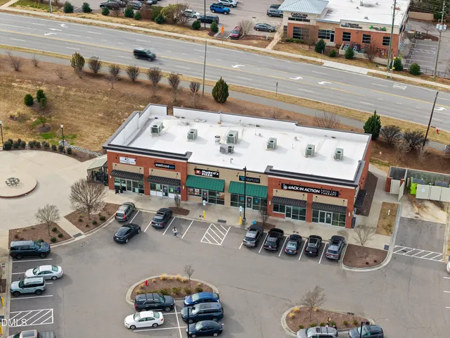 $2,050 | 2225 Red Knot Lane, Apex, NC 27502