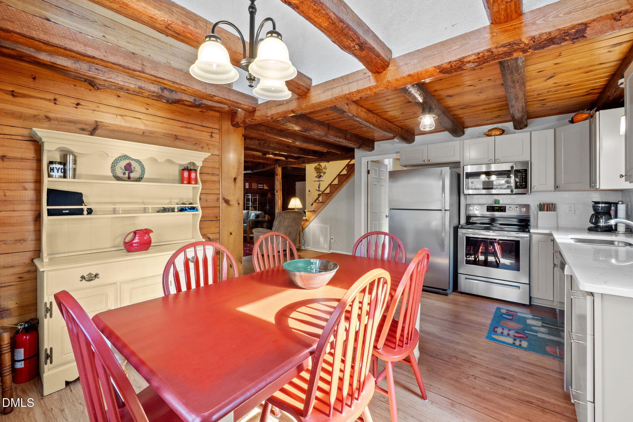 594 Beaver Dam Road Semora, NC 27343 - Photo 27 of 63 kit table