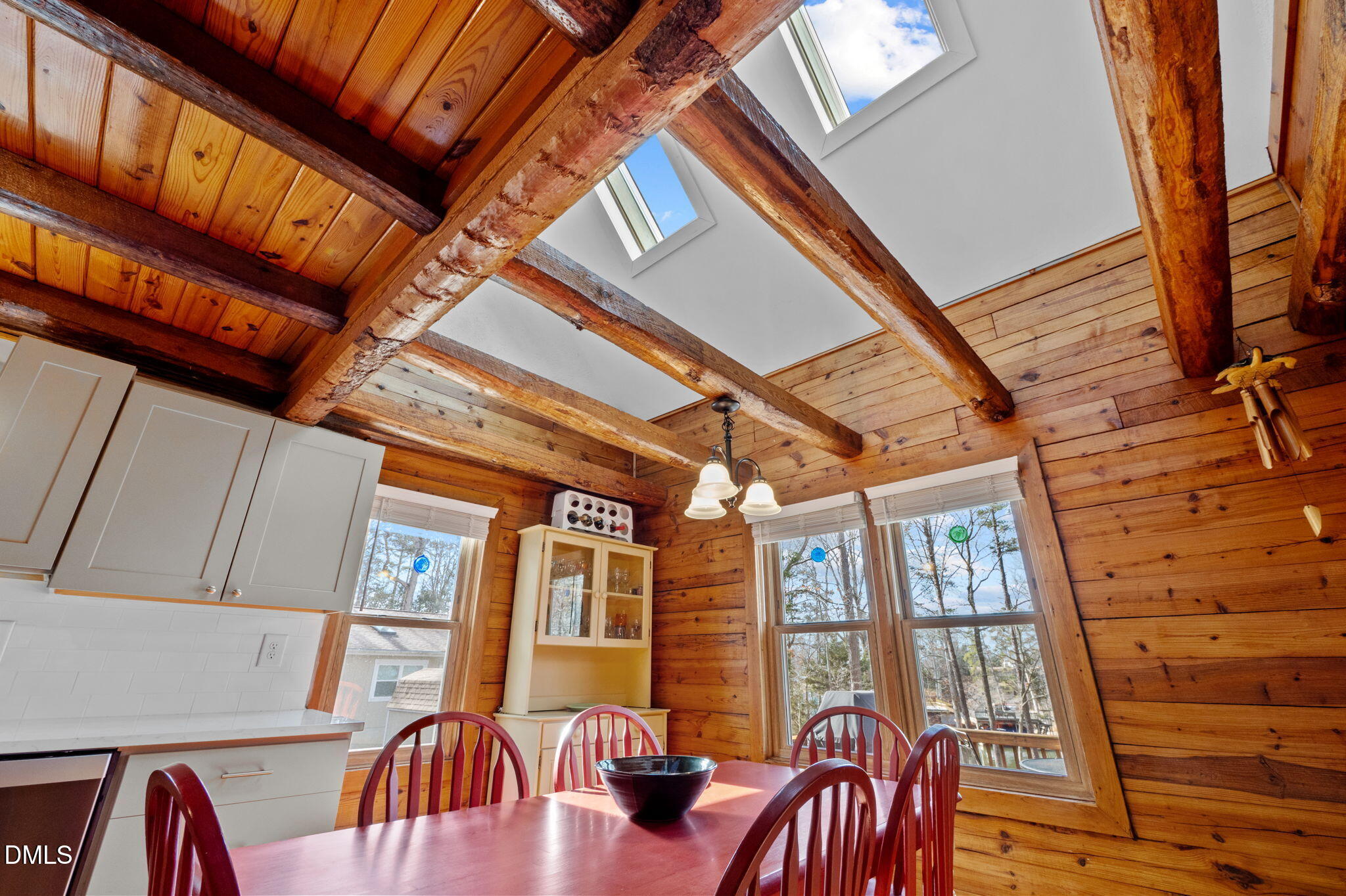 594 Beaver Dam Road Semora, NC 27343 - Photo 30 of 63 table and skylights