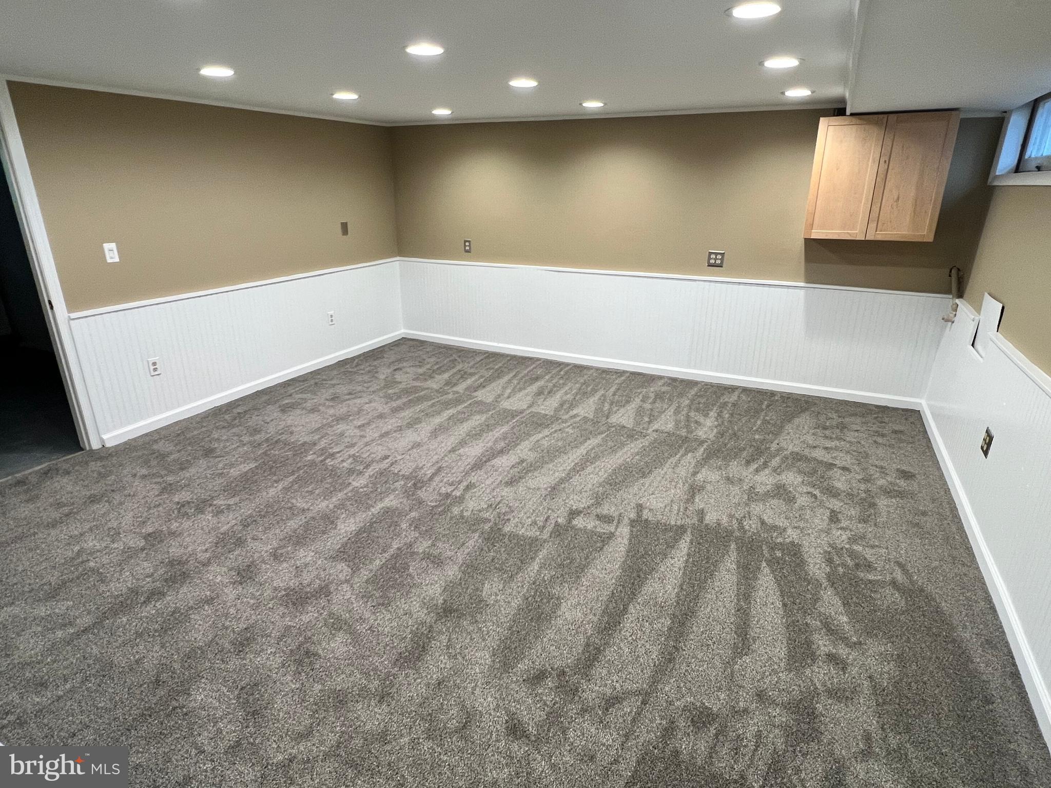 8105 Clyde Bank Road Towson, MD 21286 - Photo 24 of 30 New and plush carpet is a warm nest for relaxing!
