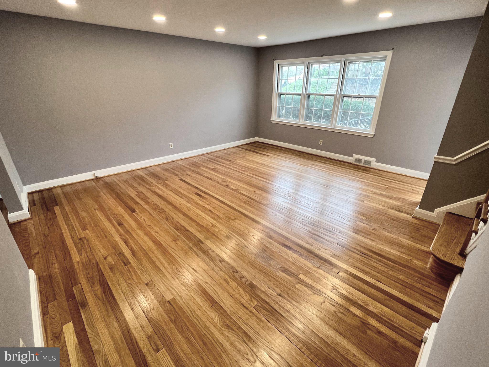 8105 Clyde Bank Road Towson, MD 21286 - Photo 6 of 30 Gallery Image 6