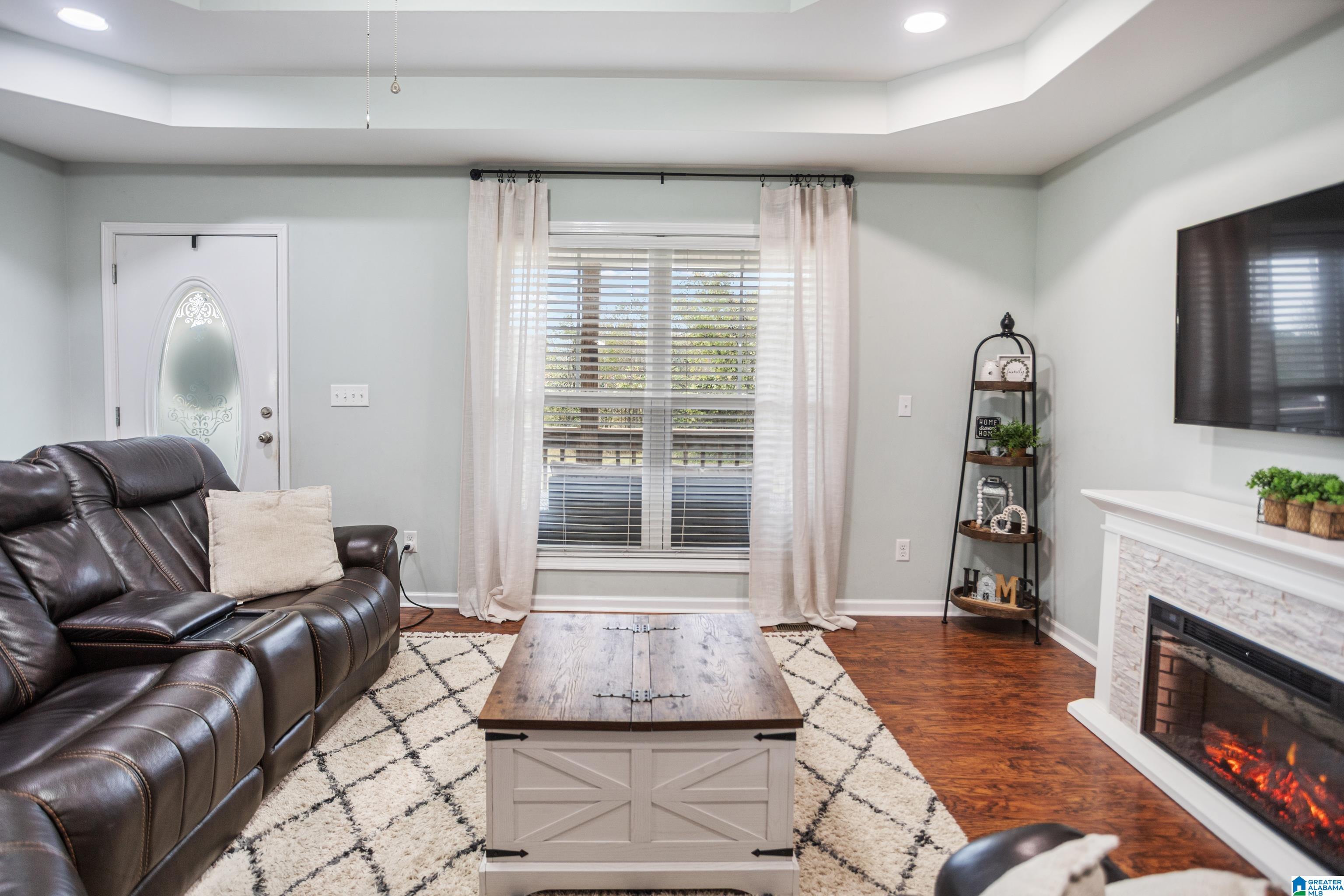 1069 Holt Circle Hayden, AL 35079 - Photo 7 of 44