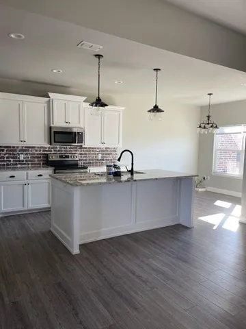 $2,595 | 249 Bella Way, Abilene, TX 79602