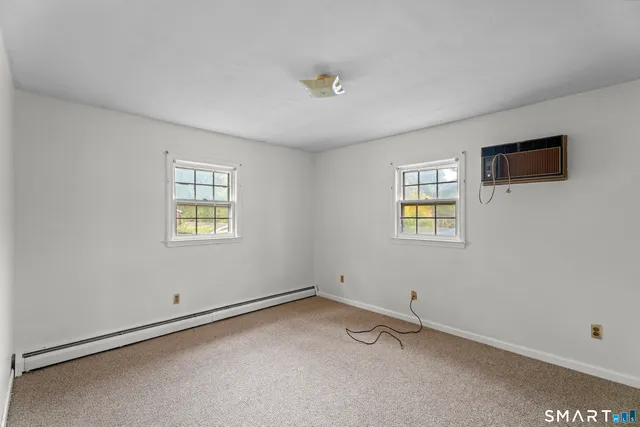 $374,900 | 60 Florence Street, Manchester, CT 06040