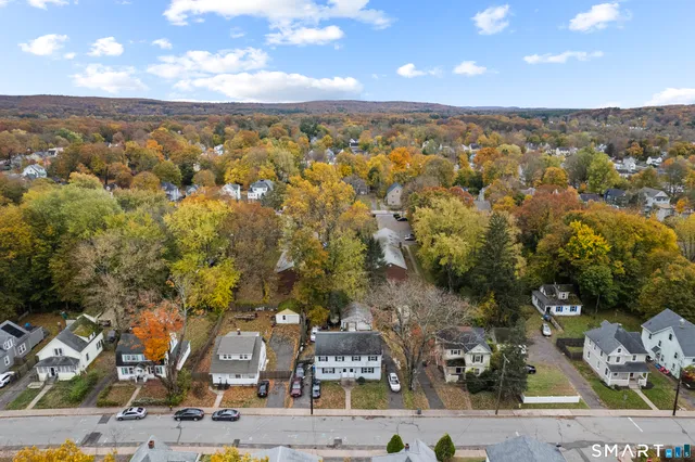 $374,900 | 60 Florence Street, Manchester, CT 06040