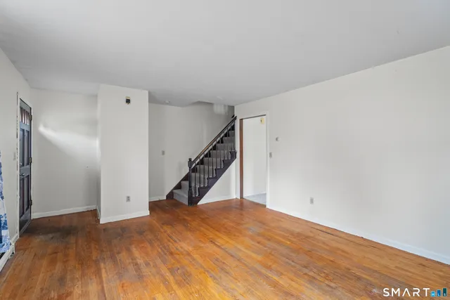 $374,900 | 60 Florence Street, Manchester, CT 06040