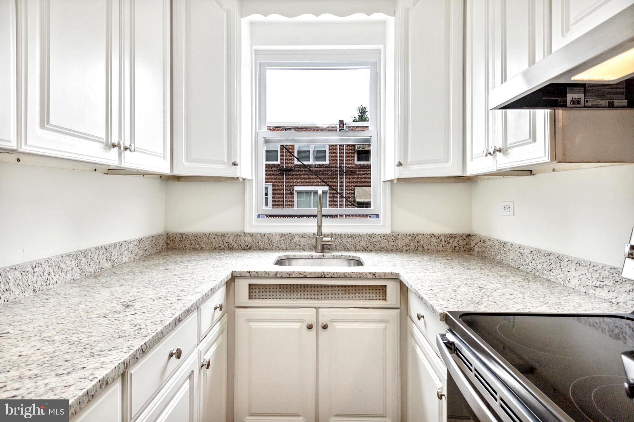 727 Derwyn Road Drexel Hill, PA 19026 - Photo 6 of 15 Kitchen