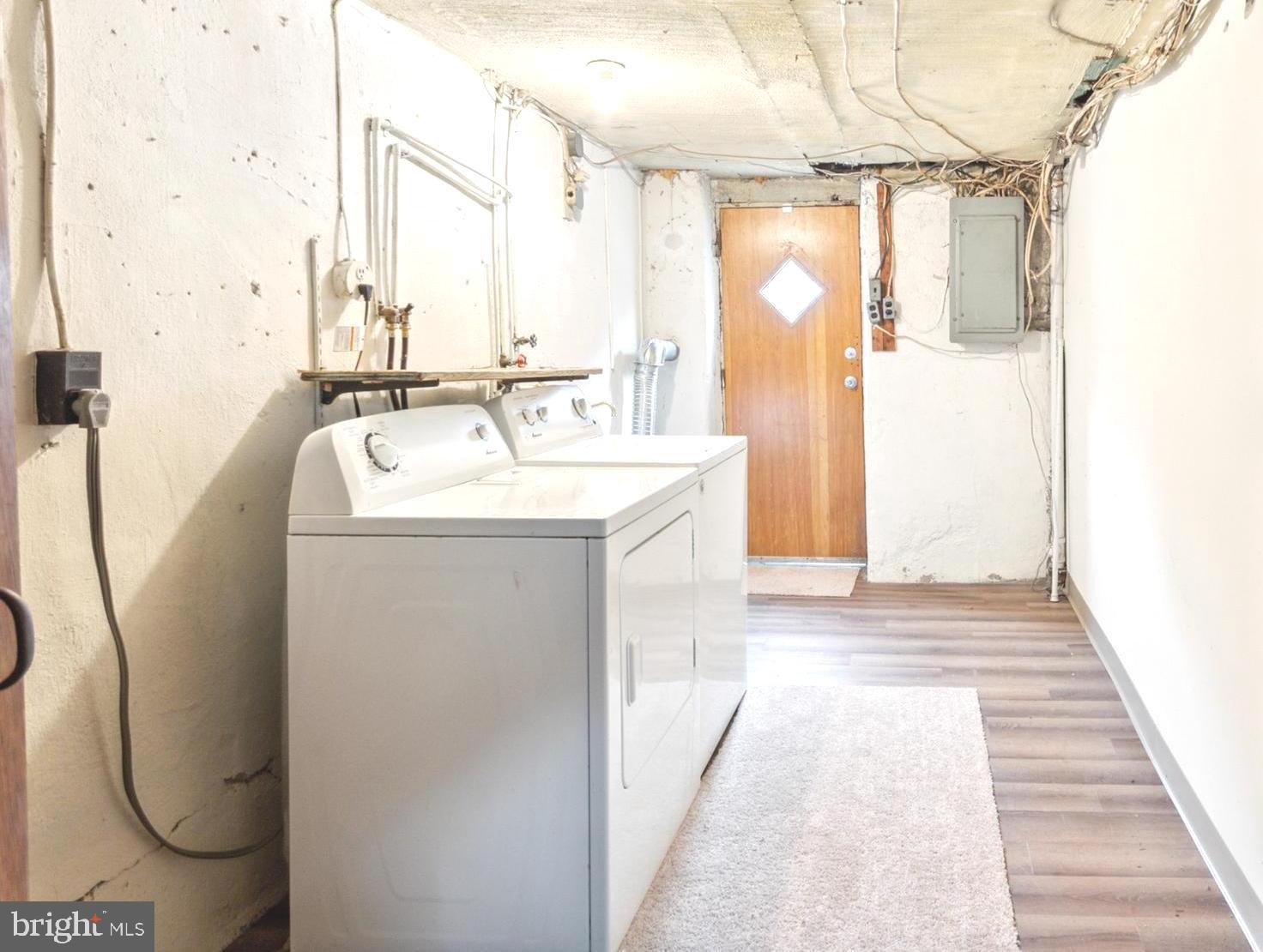 727 Derwyn Road Drexel Hill, PA 19026 - Photo 8 of 15 Laundry