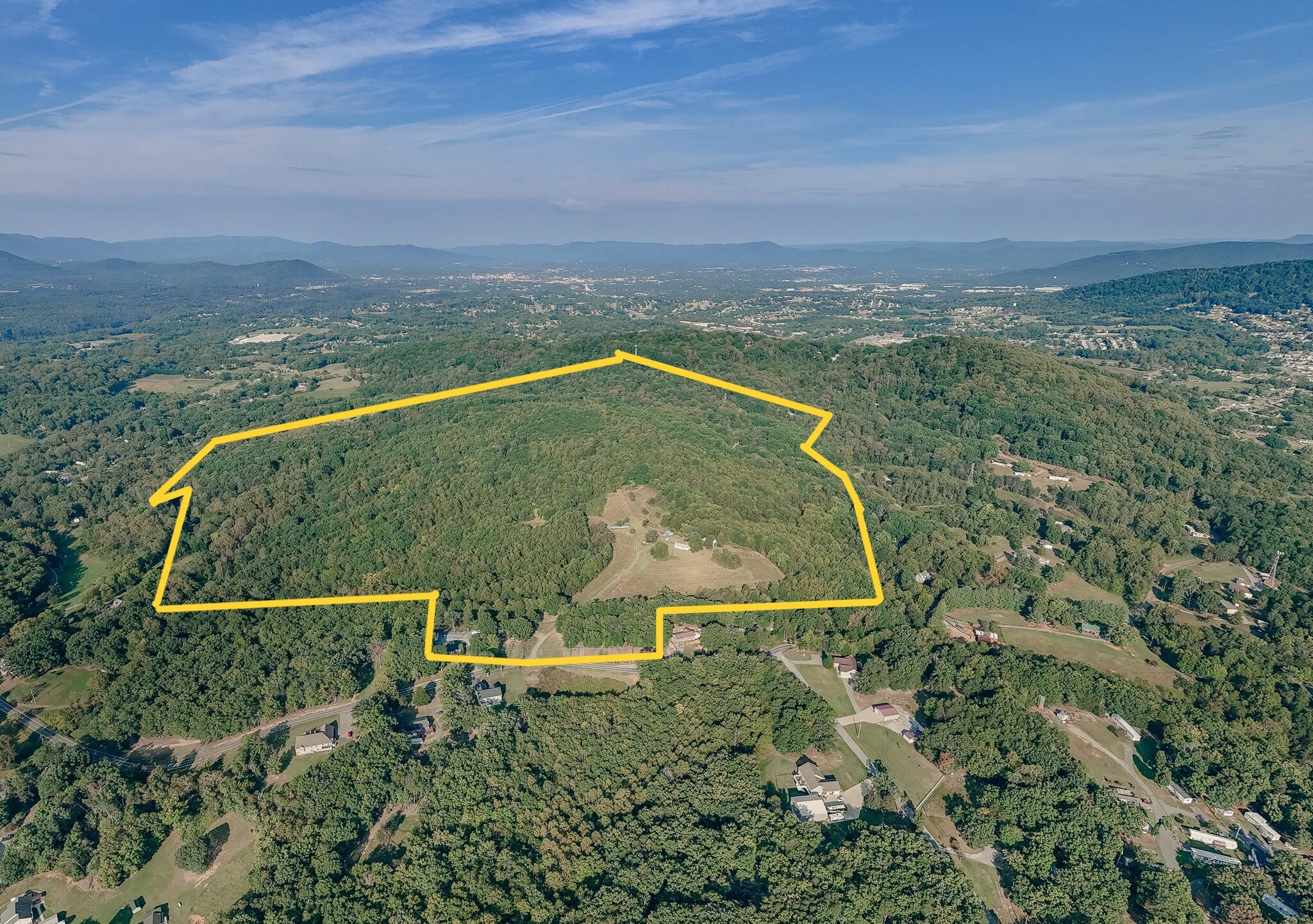 1737 Beagle Club Road Vinton, VA 24179 - Photo 27 of 45 an aerial view of a house