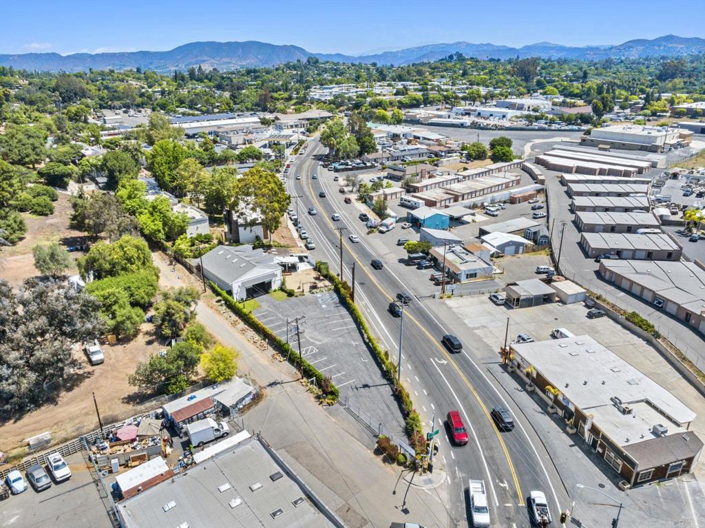 838 East Mission Road Fallbrook, CA 92028 - Photo 38 of 48 an aerial view of a city