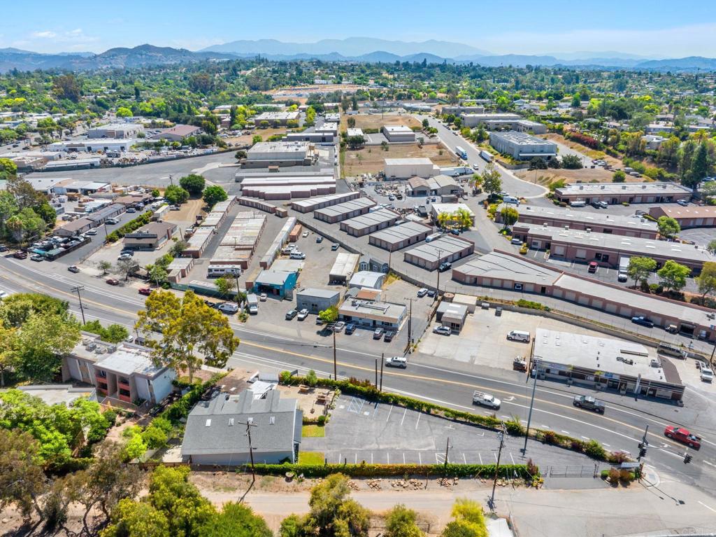 838 East Mission Road Fallbrook, CA 92028 - Photo 45 of 48 a view of a city