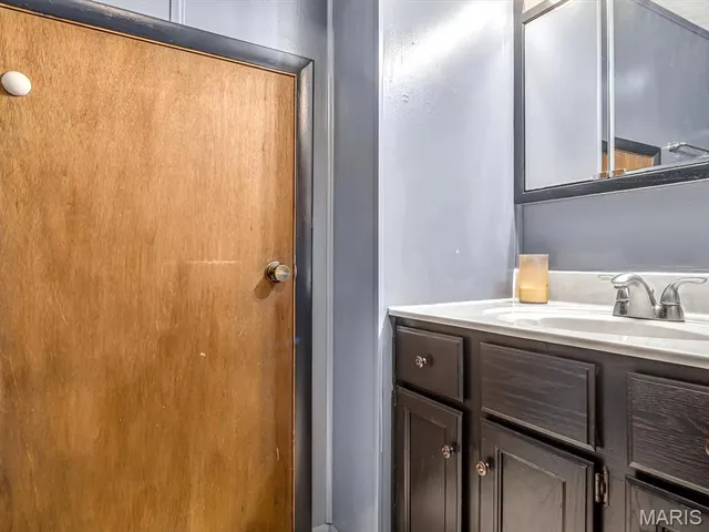 $190,000 | 153 Chester Street, Chester, IL 62233