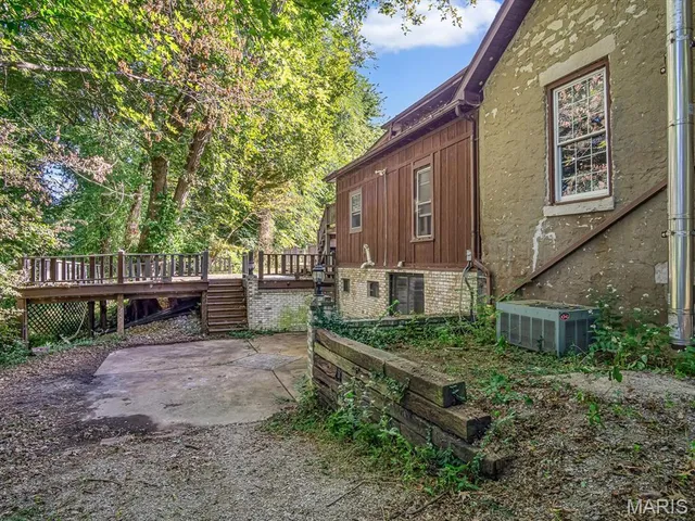 $190,000 | 153 Chester Street, Chester, IL 62233