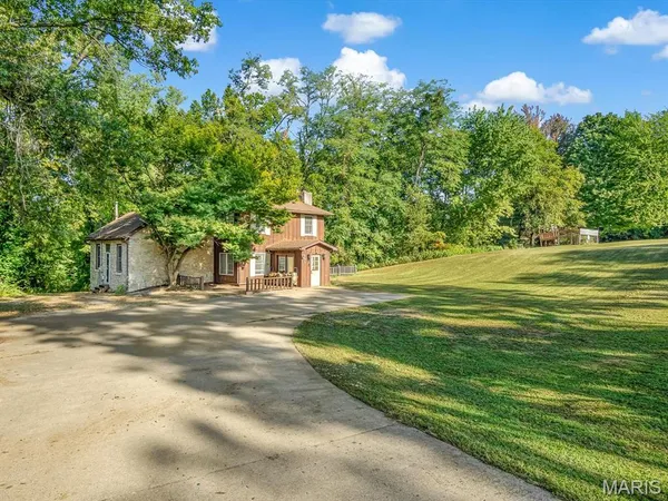 $200,000 | 153 Chester Street, Chester, IL 62233