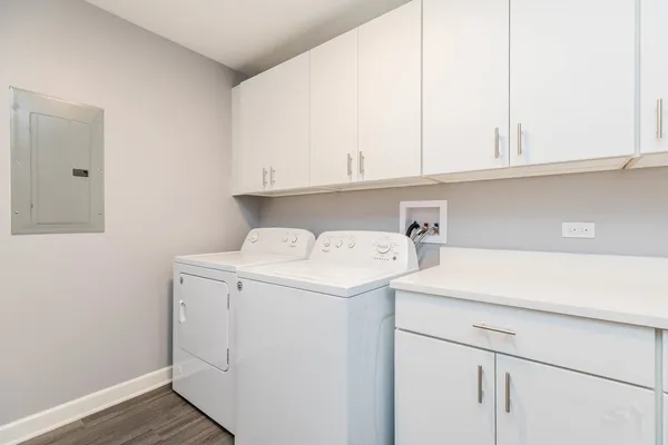 $3,395 | 1312 Shermer Road, Unit 305, Northbrook, IL 60062