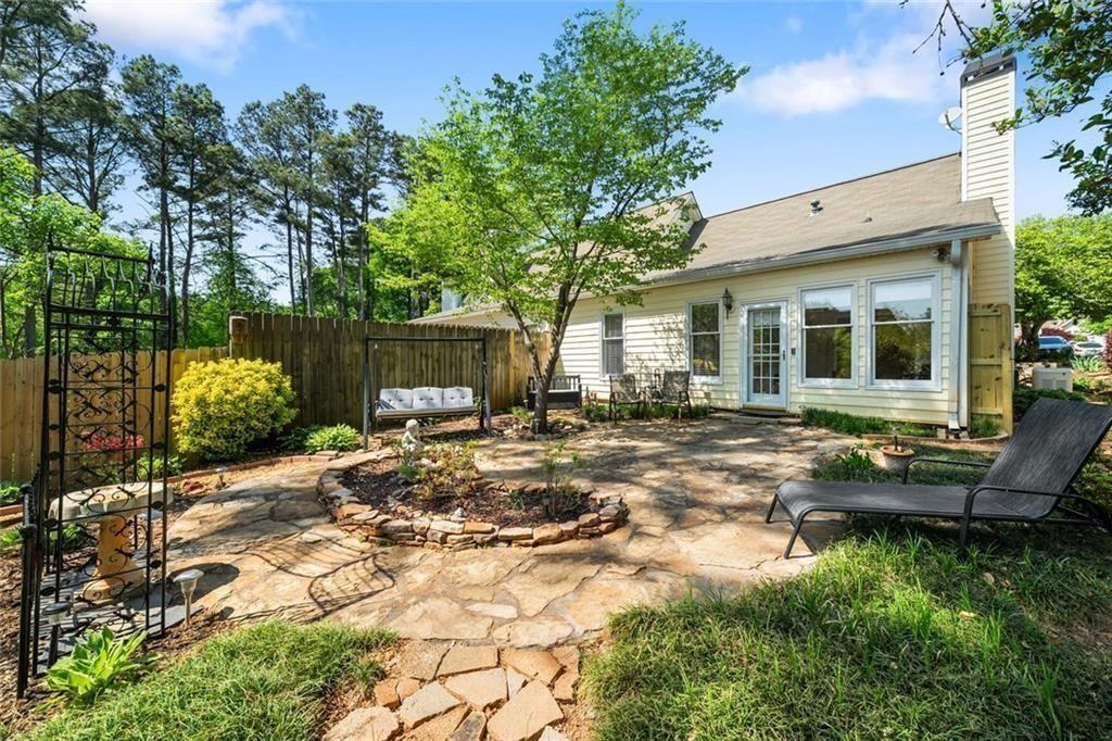 174 Victoria Way Roswell, GA 30075 - Photo 2 of 41