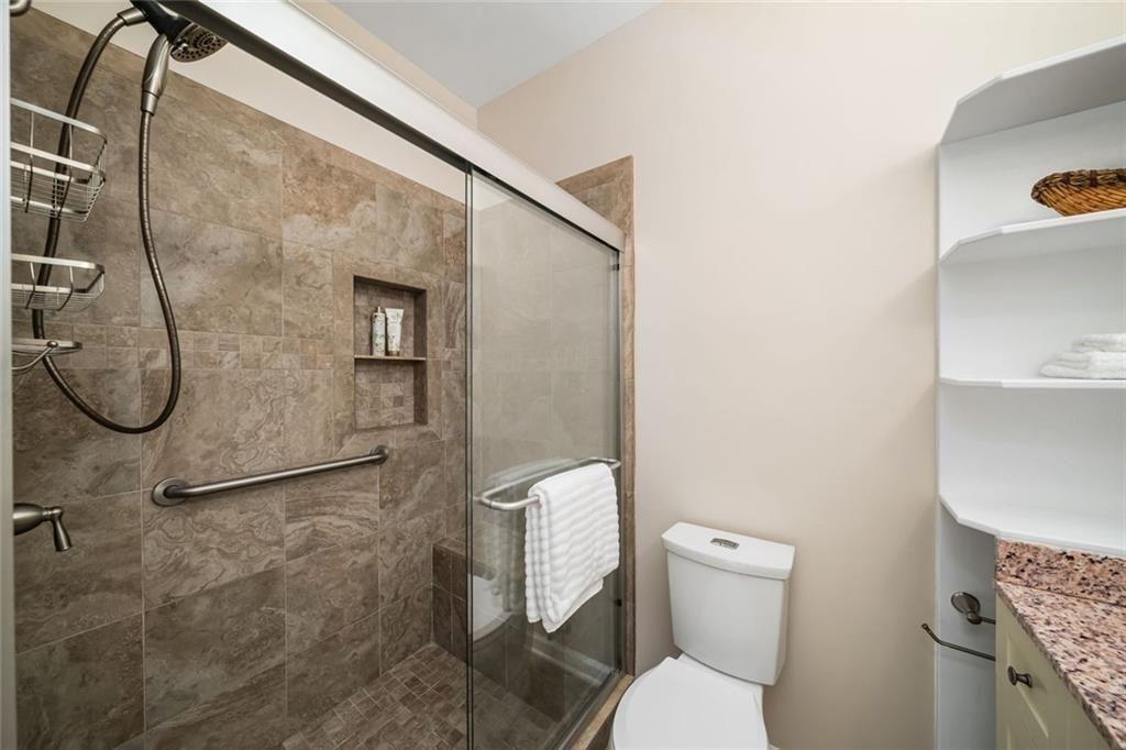 174 Victoria Way Roswell, GA 30075 - Photo 28 of 41