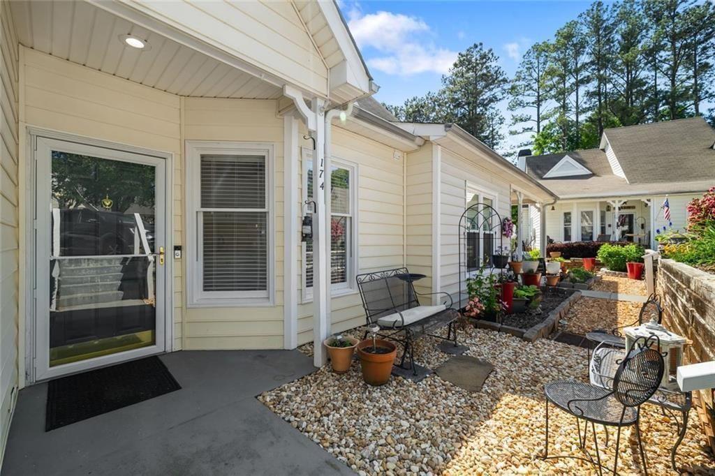 174 Victoria Way Roswell, GA 30075 - Photo 37 of 41