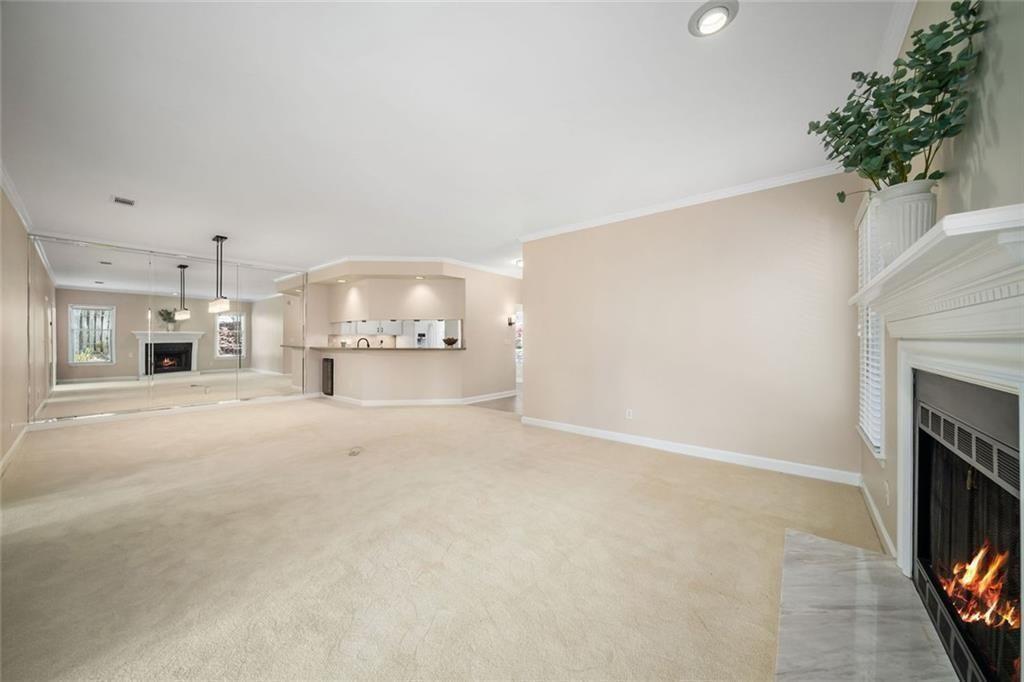 174 Victoria Way Roswell, GA 30075 - Photo 10 of 41