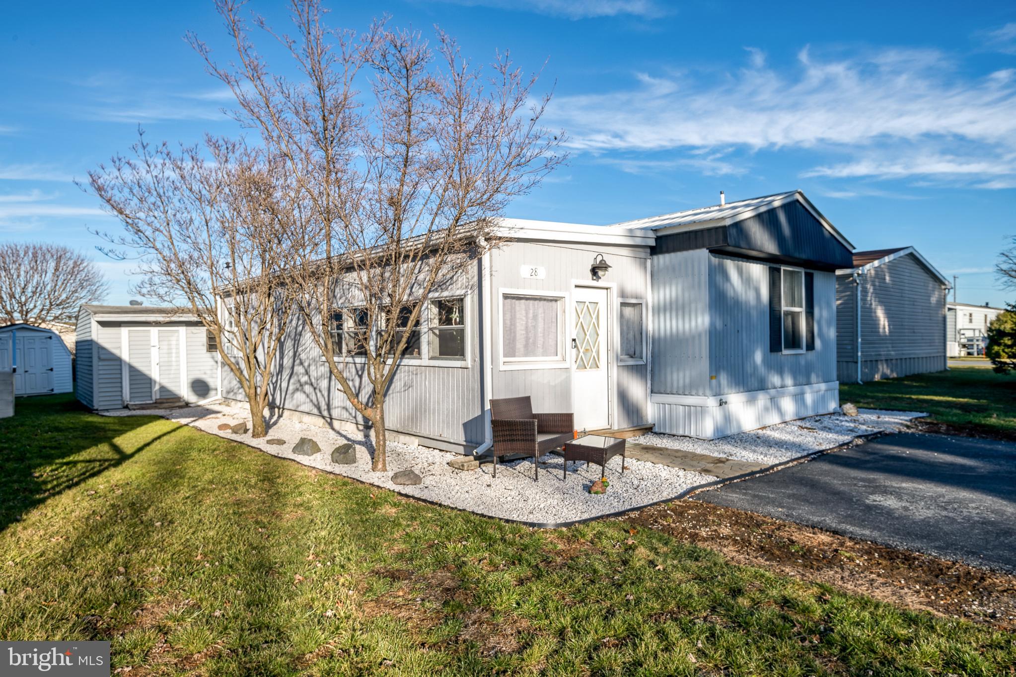 28 Penn Valley Villiage, Lititz, PA 17543 Compass