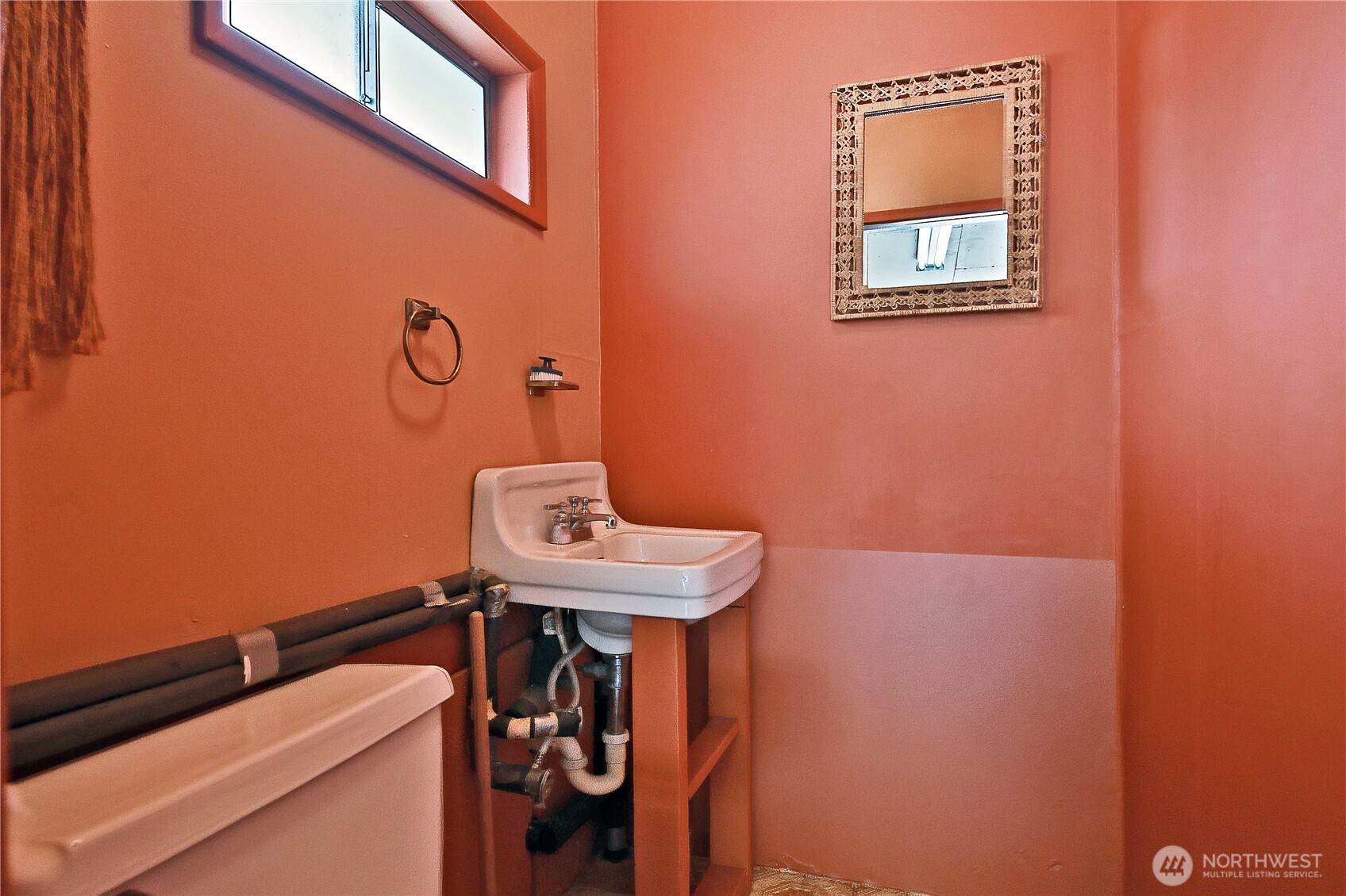 538 East Bush Point Road Freeland, WA 98249 - Photo 17 of 39