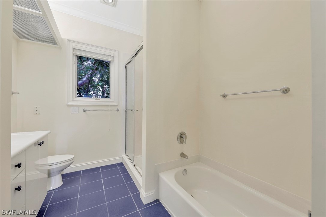 2984 Wulfert Road Sanibel, FL 33957 - Photo 19 of 33 Gallery Image 19
